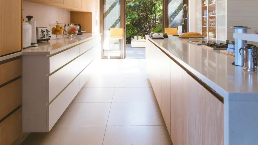 How to Choose the Best Kitchen Cabinets in Mumbai for Your Home